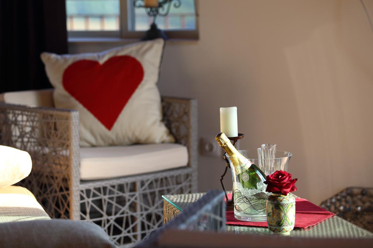 Seven Generations Winery Hotel Mechka エクステリア 写真