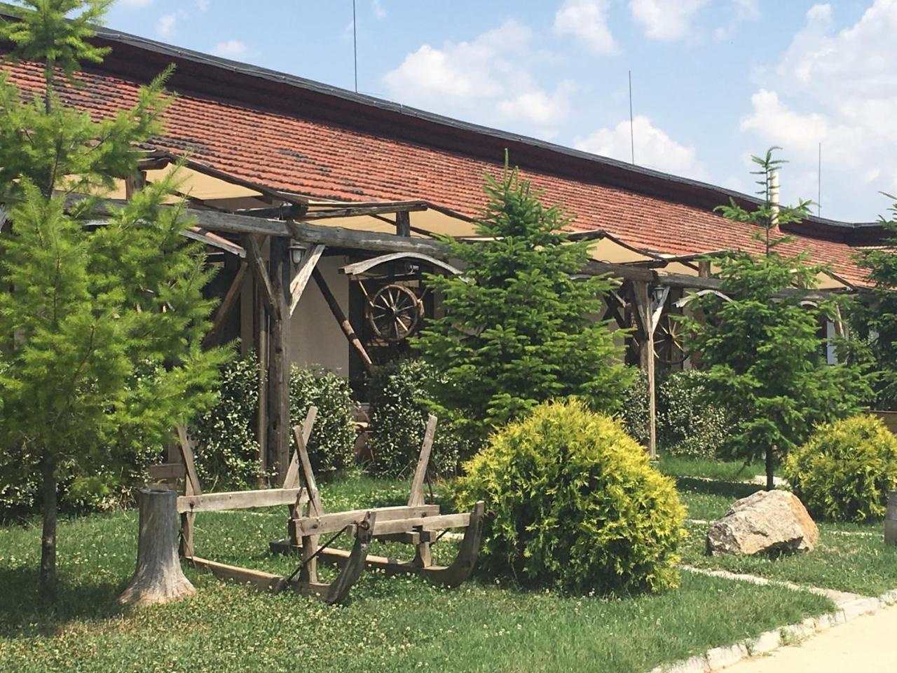 Seven Generations Winery Hotel Mechka エクステリア 写真