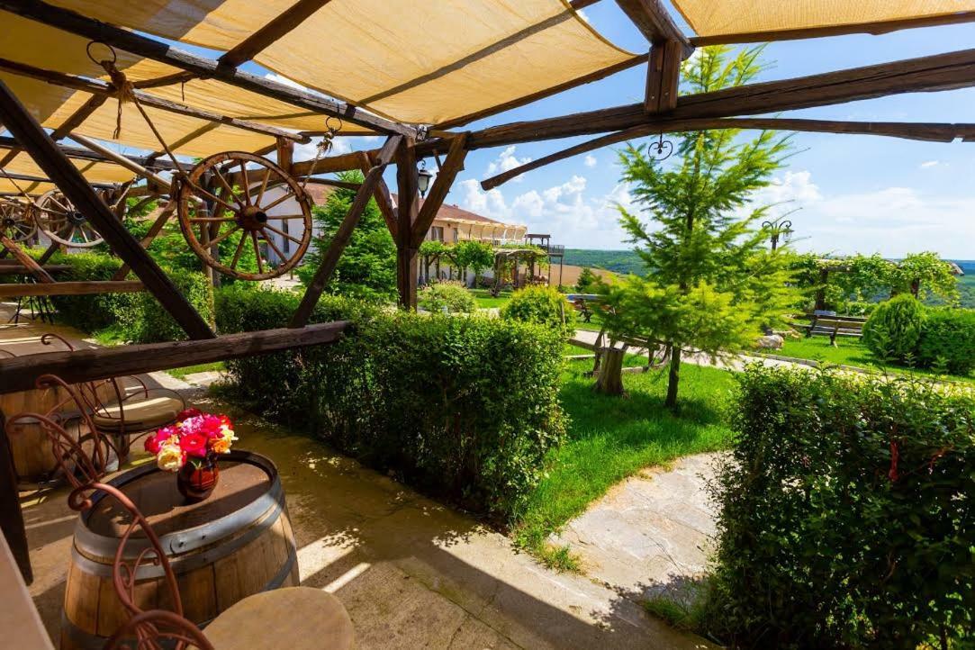 Seven Generations Winery Hotel Mechka エクステリア 写真